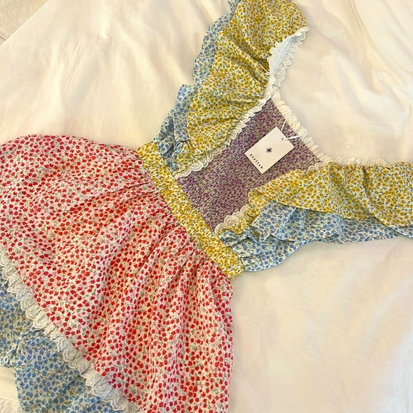 FLORAL DRESS NWT - Picture 1 of 3